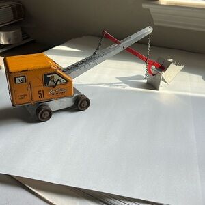 Vintage Courtland Excavating Crane Toy 1950’s USA Tin